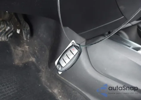 2016 Nissan Rogue Sl из США, поврежденный, VIN 5N1AT2MV1GC801666